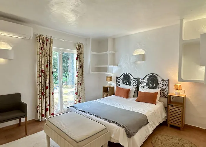 Morocco With Heated Private Pool For 12 Guests In Albufeira