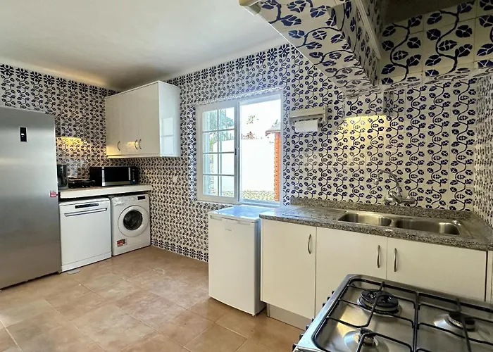 Villa Morocco With Heated Private Pool For 12 Guests In
